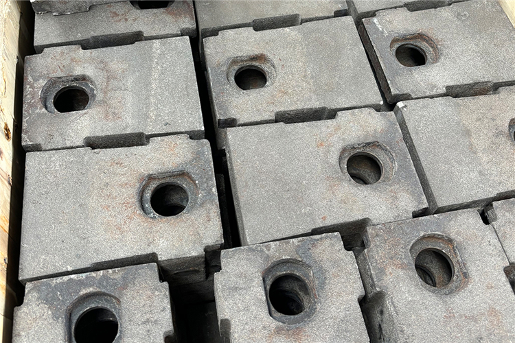 High-Quality Crusher Hammer Heads (9)